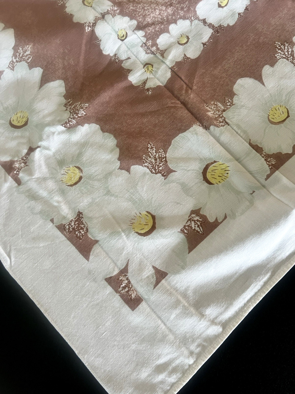 Lovely BROWN YELLOW & WHITE Floral Print Cotton Tablecloth 1950S MCM VTG 51X49